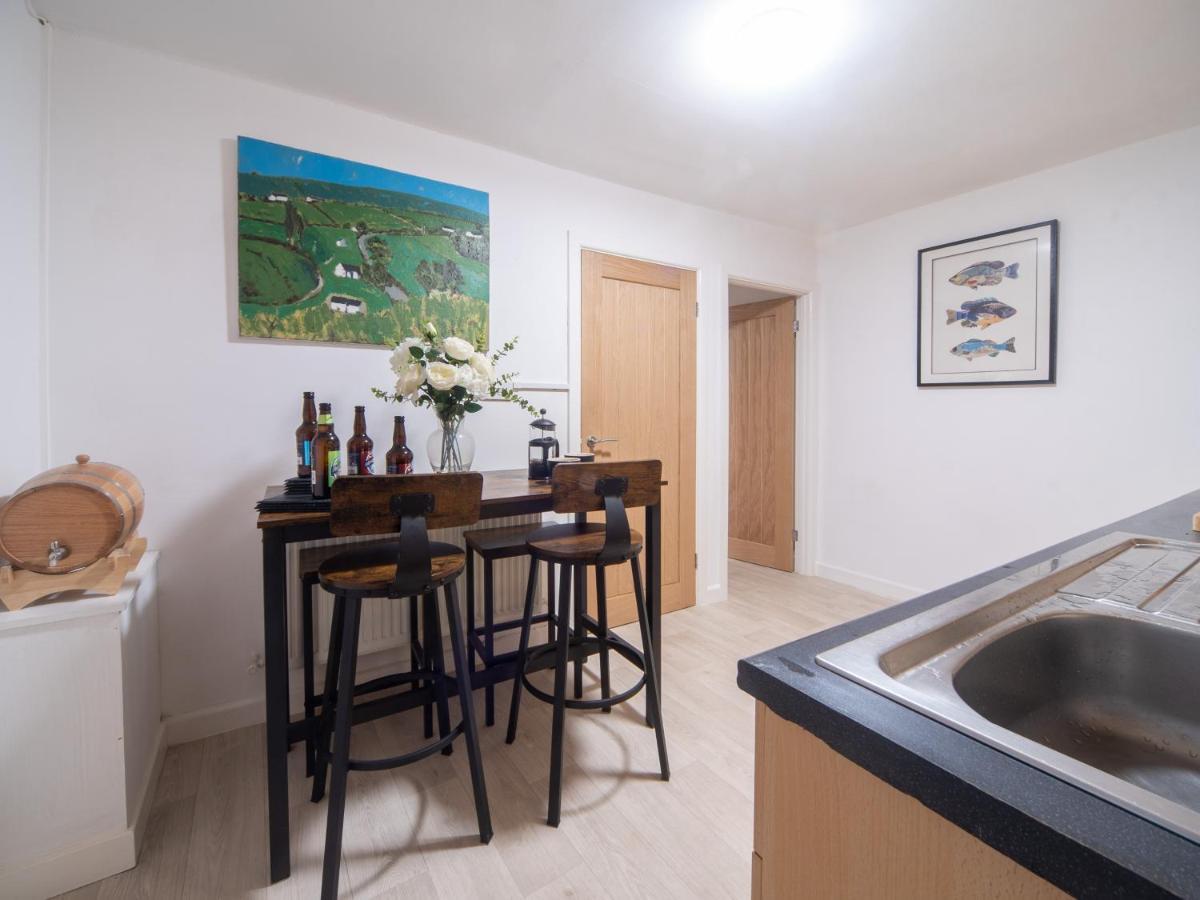 Ferienwohnung Castle View - Flat In Mumbles - Free Parking Oystermouth Exterior foto