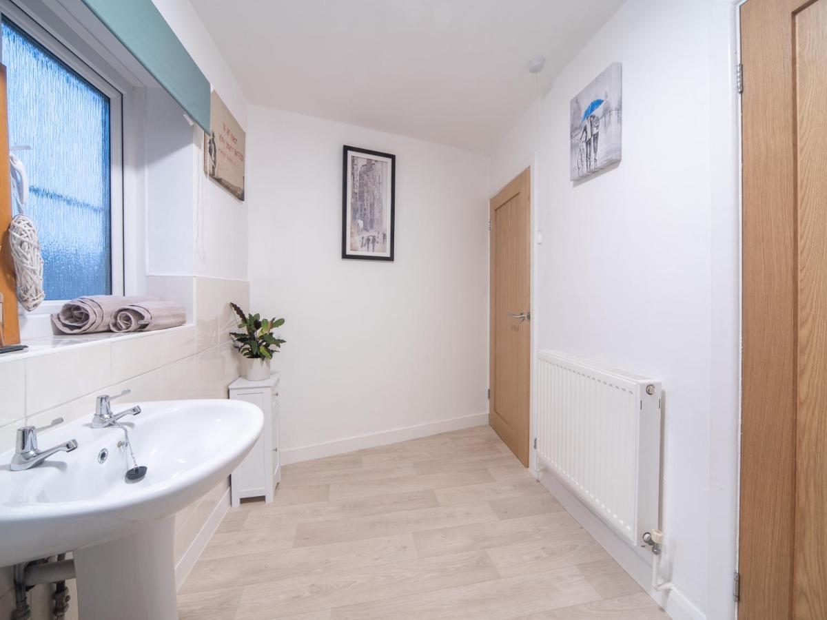 Ferienwohnung Castle View - Flat In Mumbles - Free Parking Oystermouth Exterior foto